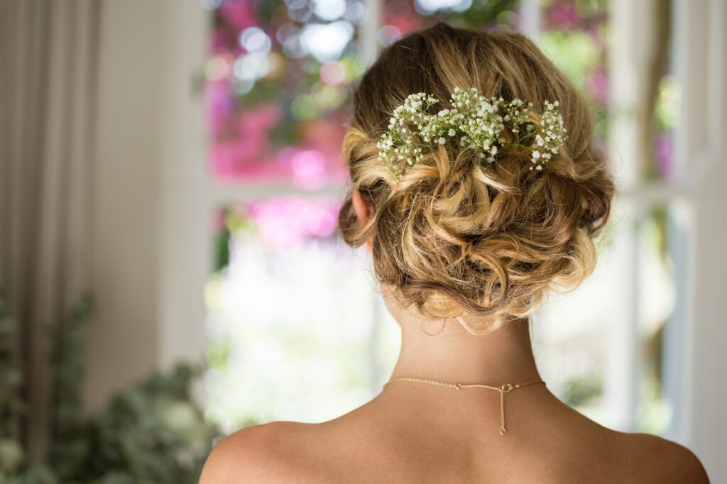 Close up of bride hair